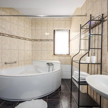 Martimar With Pool And Hot Tub In Istria *