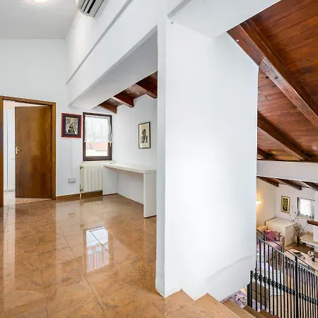 Martimar With Pool And Hot Tub In Istria Βίλα Rosini