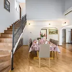 Villa Martimar With Pool And Hot Tub In Istria