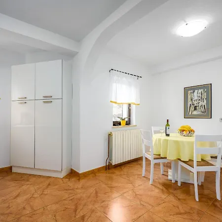 Martimar With Pool And Hot Tub In Istria Rosini